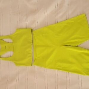 GIRLFRIEND COLLECTIVE Green Activewear Set (NWOT)